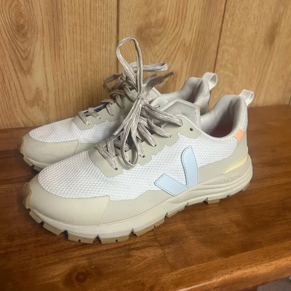 VEJA DEKKAN ALVEOMESH GRAVEL ICE SIZE 9 - Picture 12 of 13